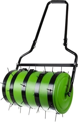 Aerarea gazonului cu cinci secțiuni cu țepi