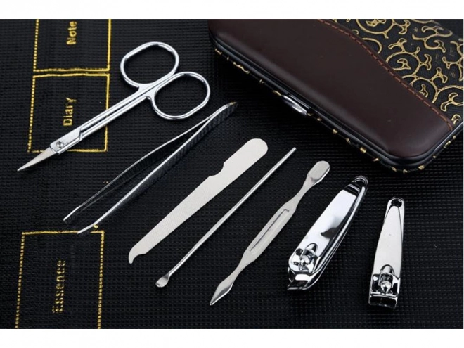 Set manichiură și pedichiură în etui cu clești pentru unghii, 7 piese