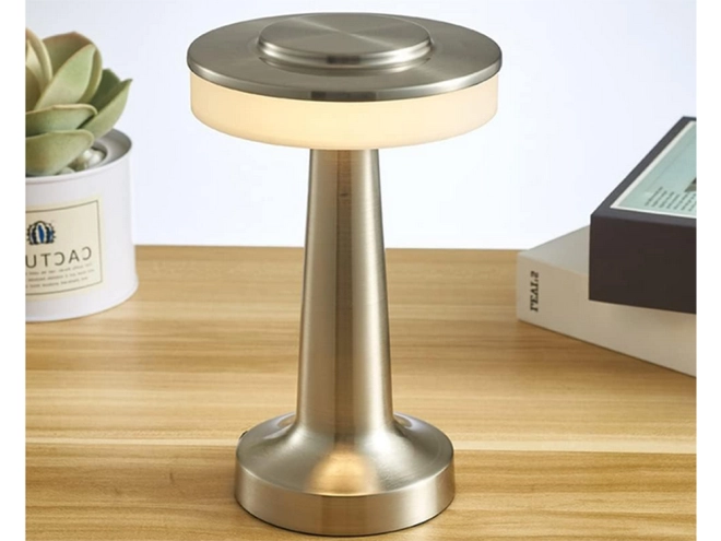 Design metalic elegant pentru orice interior