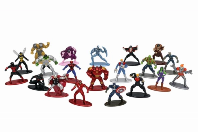 20 de mini figurine pentru expunere imediată