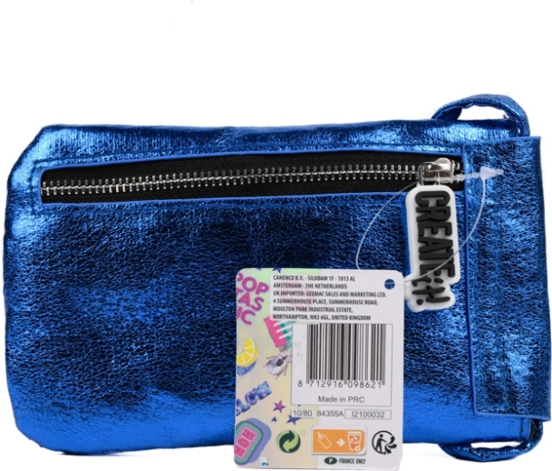 Buzunărel practic la spate