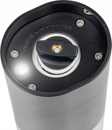 Granulație ajustabilă și lumină LED pentru asezonare precisă