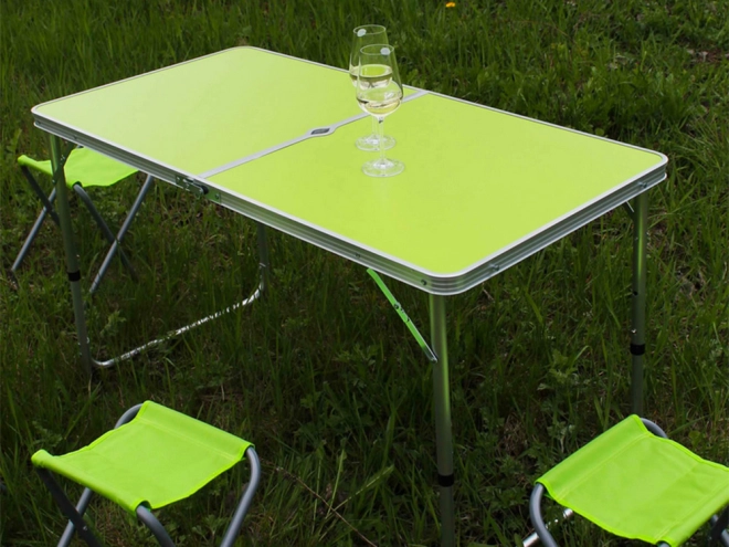 Materiale robuste și design stabil