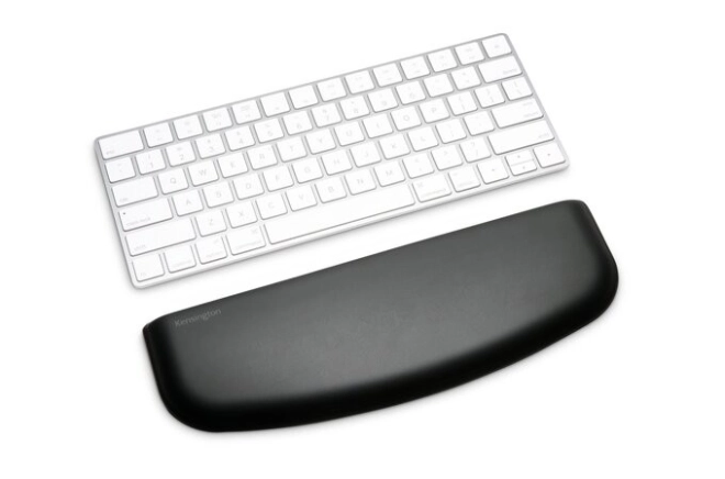 Pernă ergonomică pentru tastatură Kensington ErgoSoft neagră