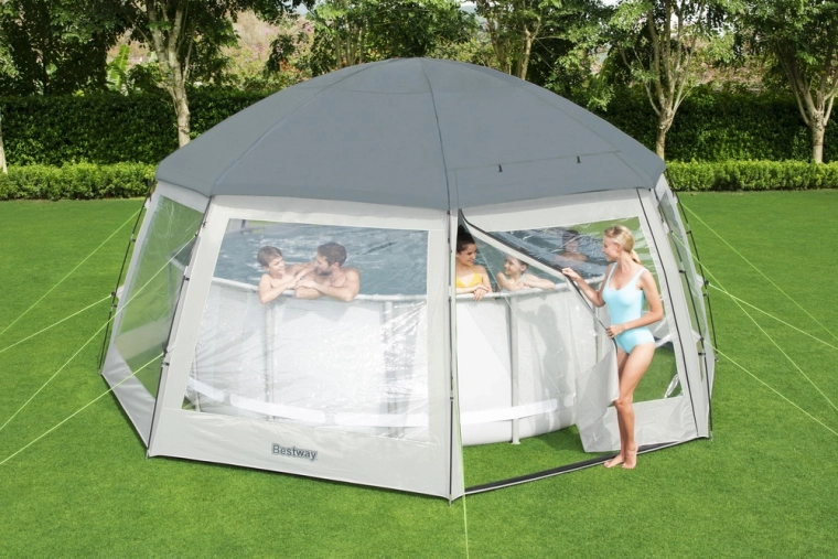 Cupolă spațioasă pentru piscine și jacuzzi-uri