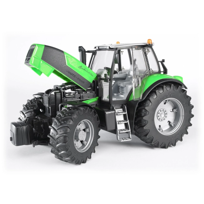 Model funcțional real de tractor