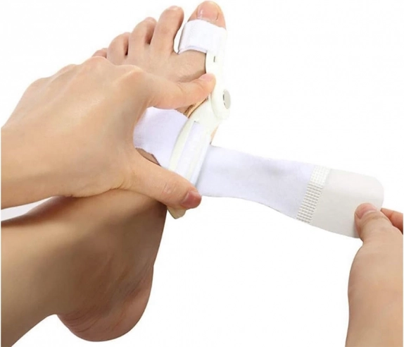 Orteză pentru hallux valgus și extensor pentru picioare
