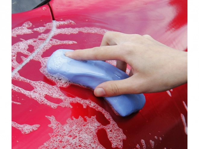 Argilă pentru curățarea lacului auto