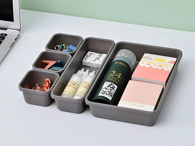 Set de organizatoare din plastic pentru obiecte mici