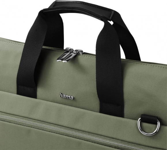 Pregătită pentru călătorii