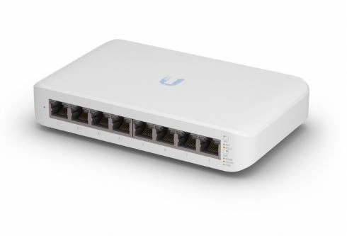 Switch gestionabil 8x1GbE PoE de la Ubiquiti