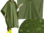 Poncho verde împotriva ploii