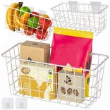 Coș metalic suspendat pe perete cu cârlige adezive – organizator din sârmă alb